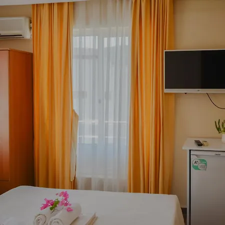Huzur Royal
