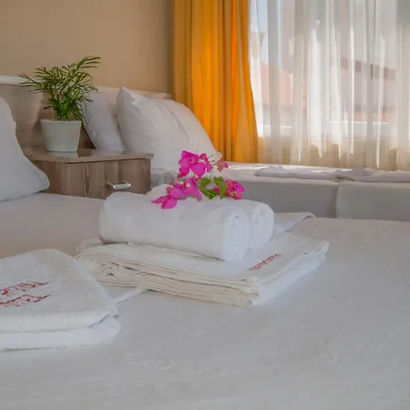 Huzur Royal Apartahotel 3*