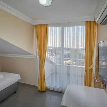 Apartahotel Huzur Royal 3*