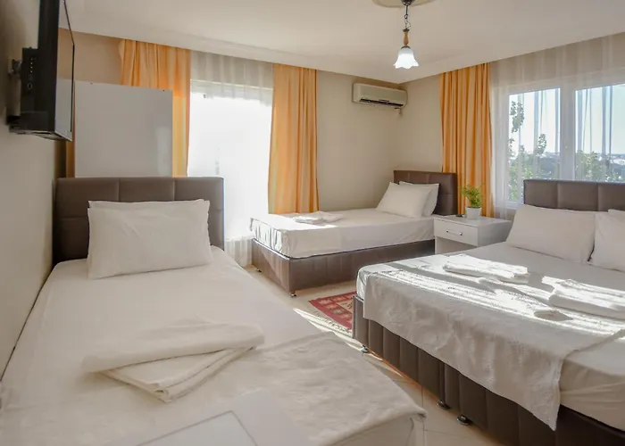 Huzur Royal Aparthotel 3*