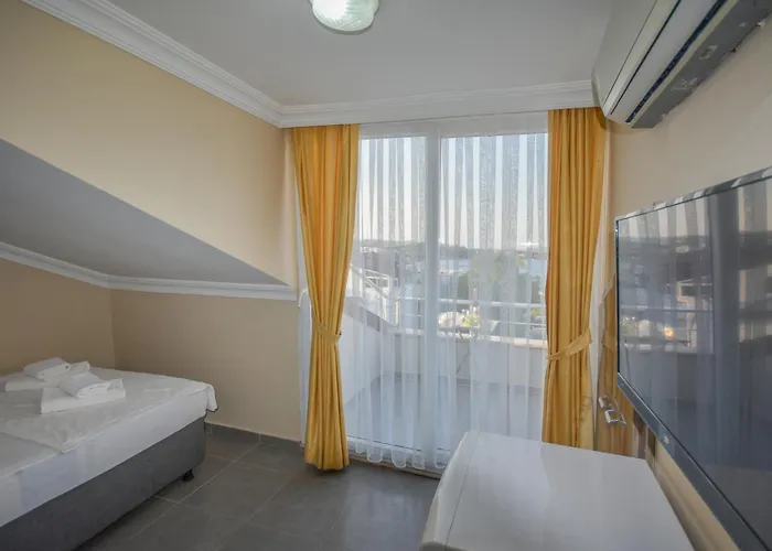 Aparthotel Huzur Royal 3*