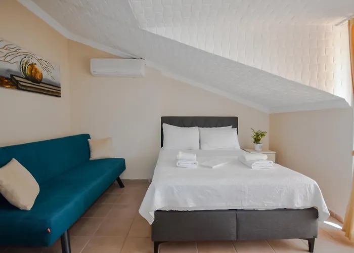 Huzur Royal Aparthotel 3*