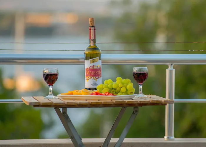 Huzur Royal Aparthotel 3*