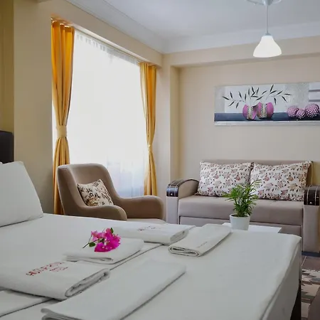 Huzur Royal Aparthotel