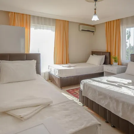 Huzur Royal Aparthotel 3*
