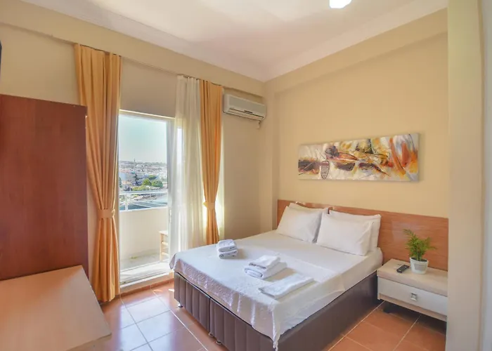 Huzur Royal داتْشا